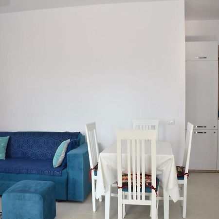 Sea View Apartment - 007 Vlorë エクステリア 写真
