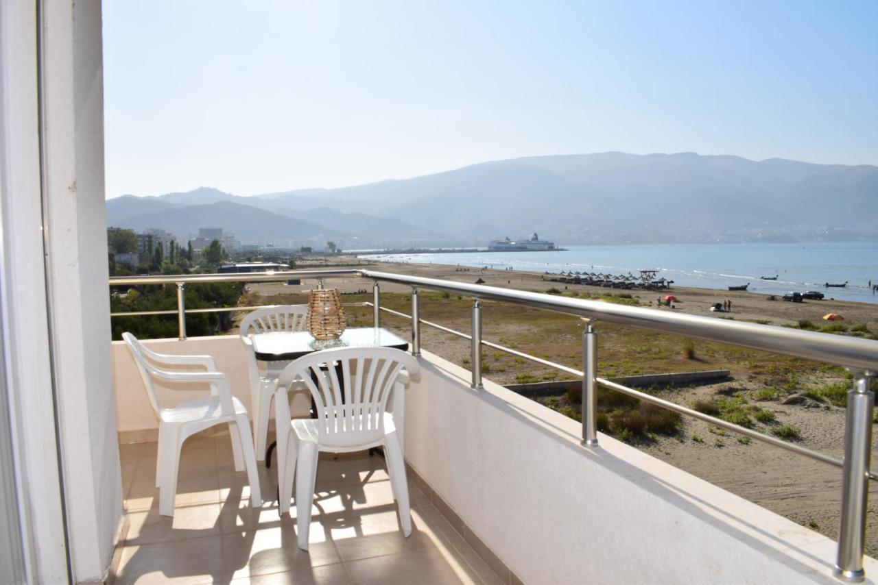 Sea View Apartment - 007 Vlorë エクステリア 写真