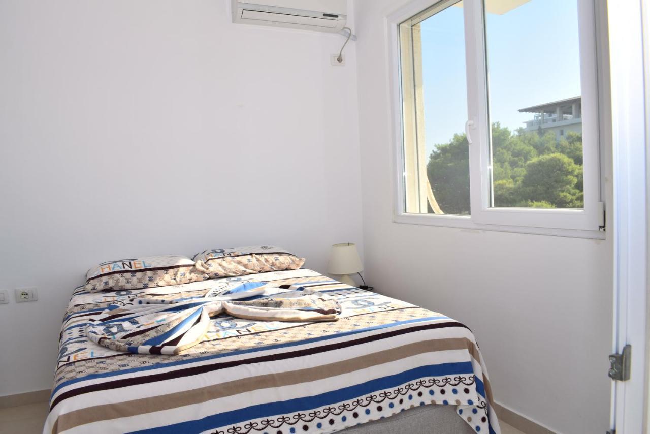 Sea View Apartment - 007 Vlorë エクステリア 写真